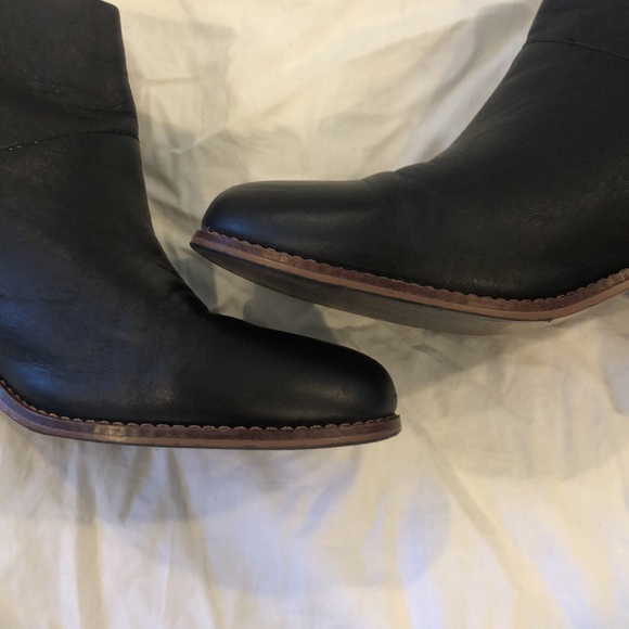 ❌SOLD❌Black TOMS Booties - Picture 10 of 10